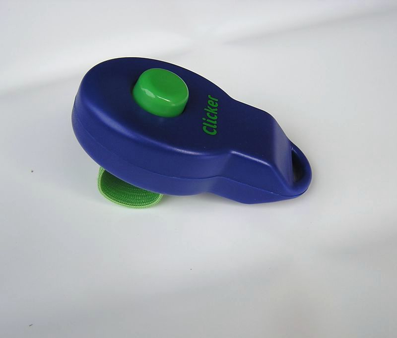 Ring Clicker Dog Training Tool — Portable Pet Rattle Clicker